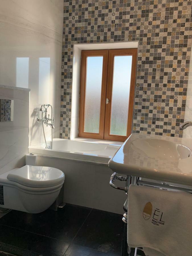 El Boutique Hotel Tyrus Buitenkant foto